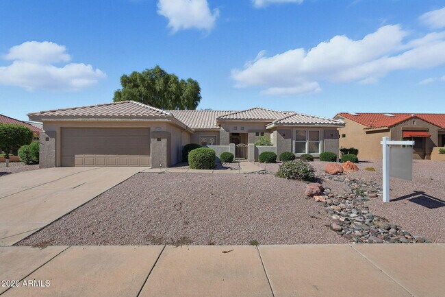 22408 N Las Vegas Dr Sun City West, AZ 85375 photo 2