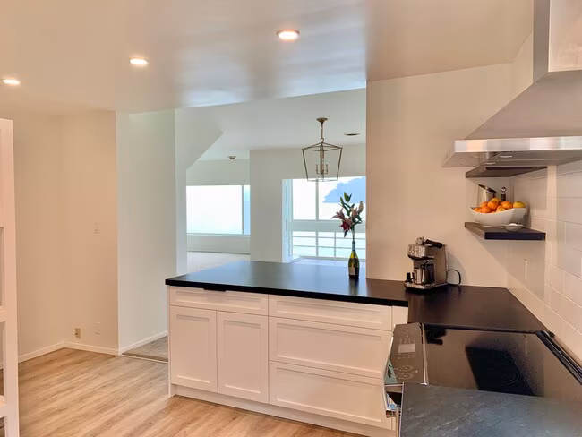 2090 Paradise Dr Tiburon, CA 94920 photo 5