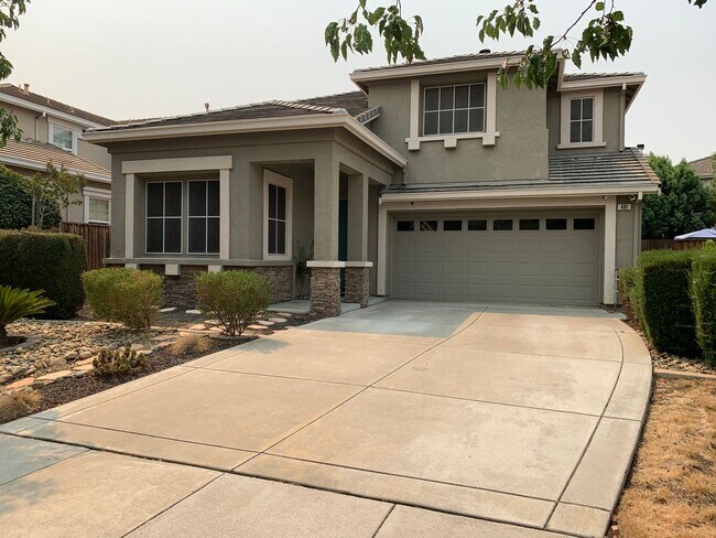 Beautiful 4 Bedroom 3 Bath Brentwood Home photo 2