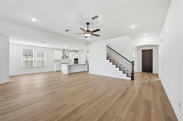 765 Brozgold Ave Midlothian, TX 76065 photo 2