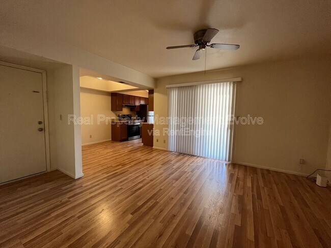 10610 S 48th St Phoenix, AZ 85044