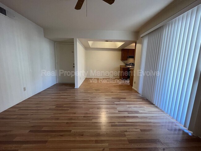 10610 S 48th St Phoenix, AZ 85044 photo 4