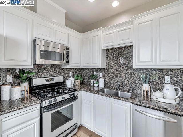 3275 Dublin Blvd # U742DR photo 4