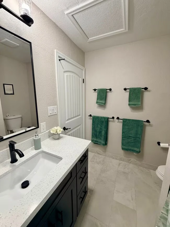 3757 W Joan De Arc Ave Phoenix, AZ 85029 photo 5