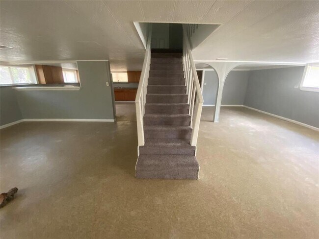 4315 Green Oak Drive, Oak Trail Shores, TX 76048 photo 2
