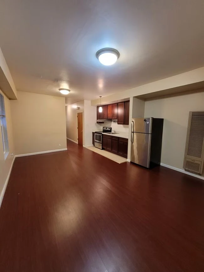 786 Jackson St San Francisco, CA 94133 photo 2
