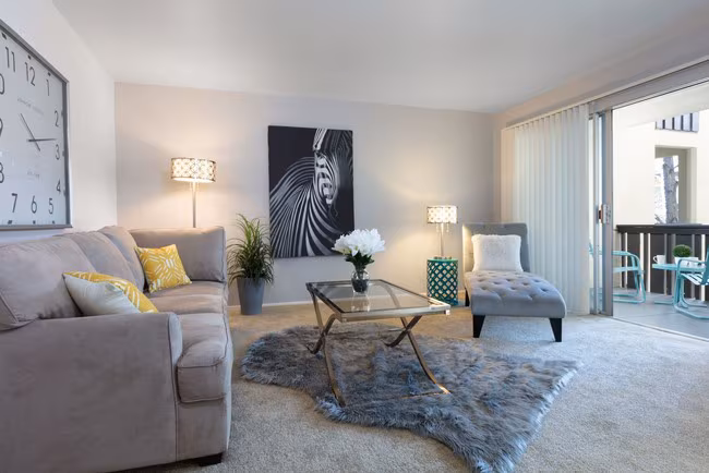 Mission Heights Apartments photo 4