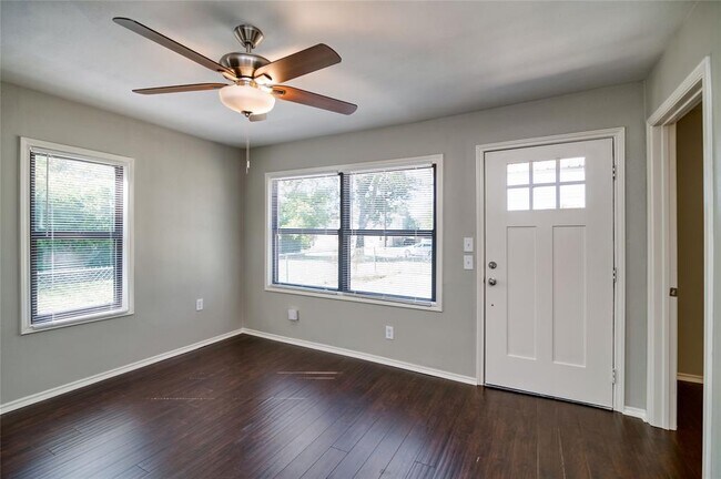 4523 Rockwood Drive, Fort Worth, TX 76114 photo 4