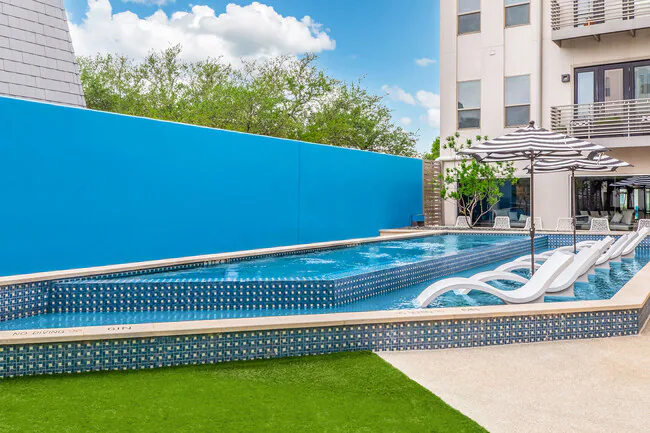 Bandera at Preston Hollow photo 2
