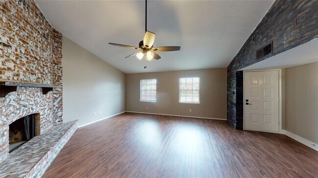 8309 Chesham Dr Rowlett, TX 75088 photo 5