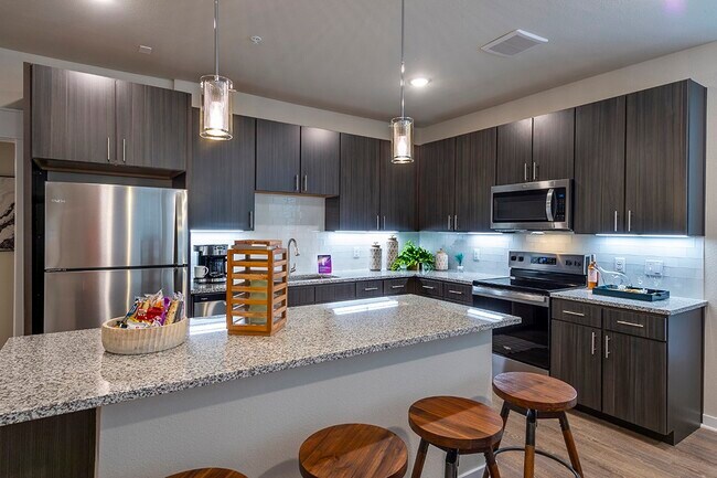 30020 Creekside Ter Dr Spring, TX 77386 photo 5