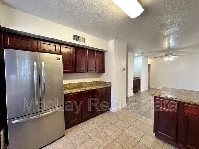 8787 E Mountain View Rd Scottsdale, AZ 85258 photo 5
