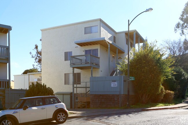 2121 Valerga Drive, Belmont, CA 94002 photo 3