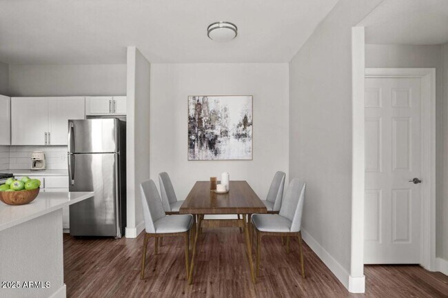 1250 W Grove Pkwy Tempe, AZ 85283 photo 4