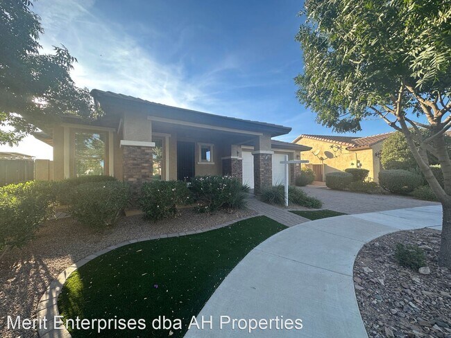5446 S ABBEY photo 2