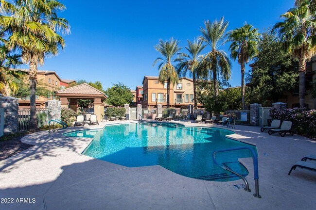 1920 E Bell Rd Phoenix, AZ 85022 photo 4