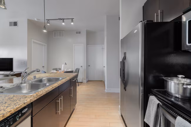 4123 Cedar Springs photo 4