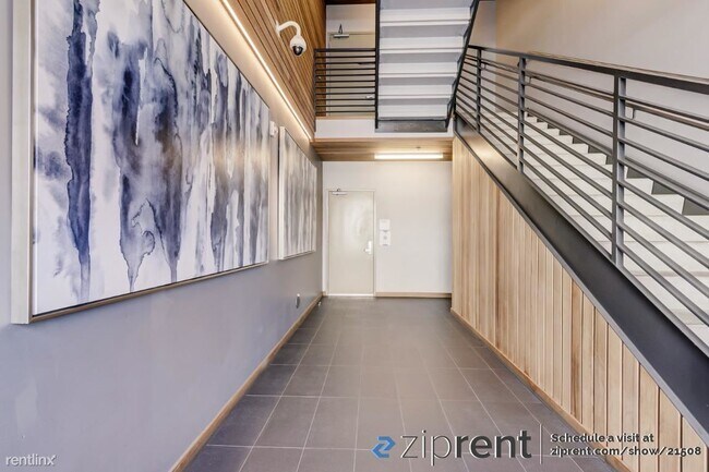 555 Innes Avenue, San Francisco, CA 94124 photo 3