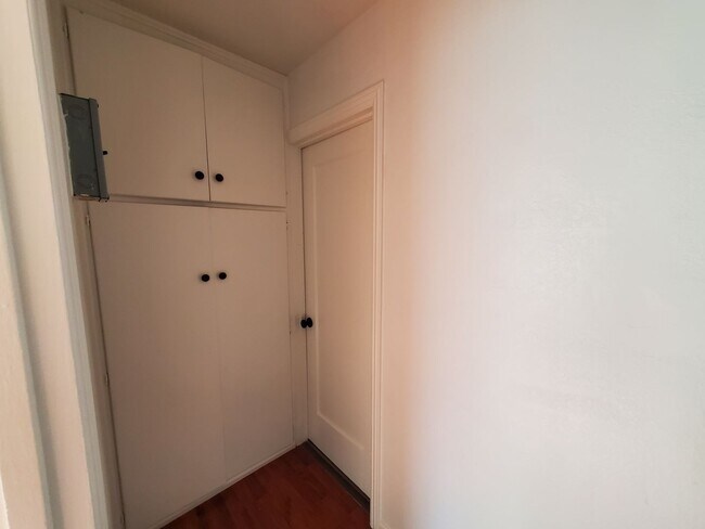 Newly Remodeled 1 Bedroom/1 Bath Near Mission Blvd. photo 5