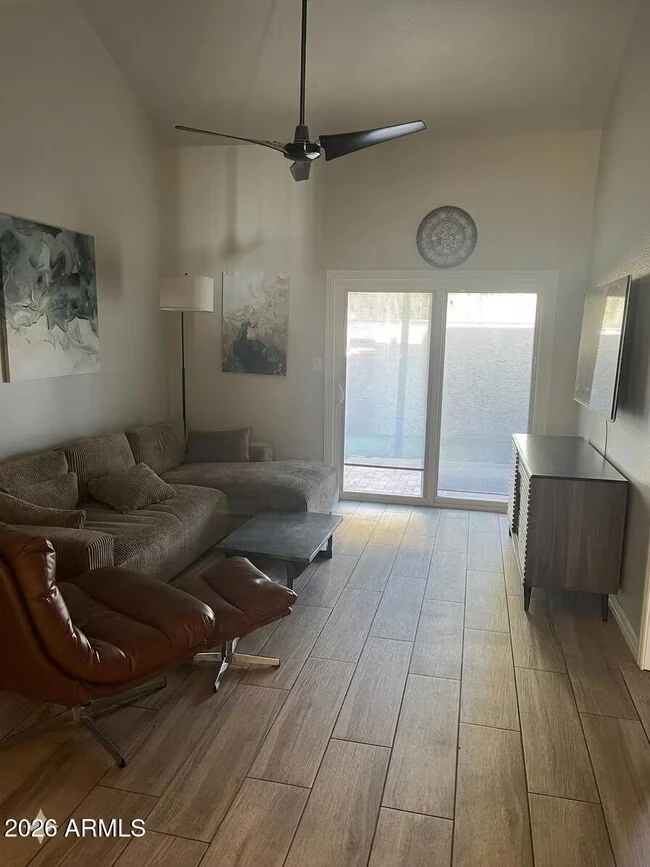 4930 N 42nd Way Phoenix, AZ 85018 photo 4