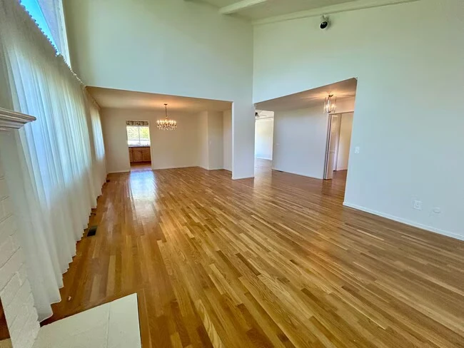 266 Valley Oaks Dr Santa Rosa, CA 95409 photo 5