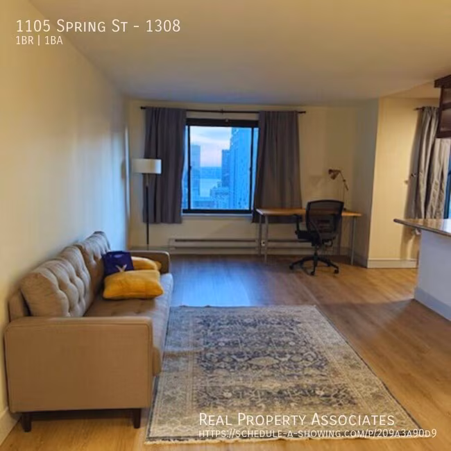 1105 Spring St Seattle, WA 98104 photo 4