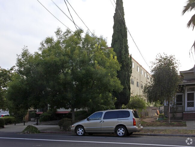 642 South 7th Street, San Jose, CA 95112 photo 2