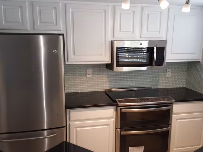 2500 Burleson Rd Austin, TX 78741 photo 5