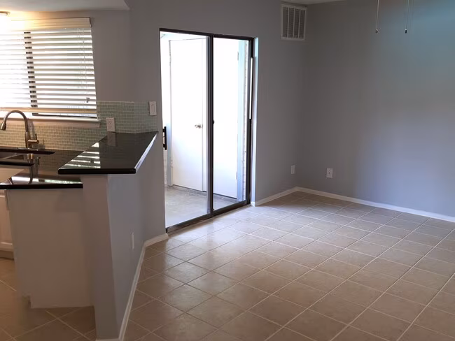 2500 Burleson Rd Austin, TX 78741 photo 3