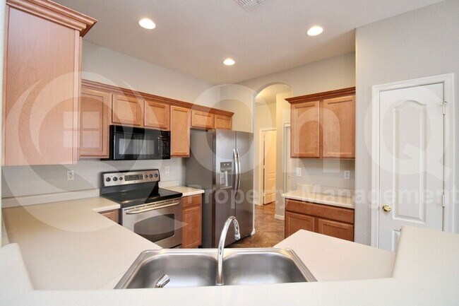 3660 E Derringer Way Gilbert, AZ 85297 photo 3