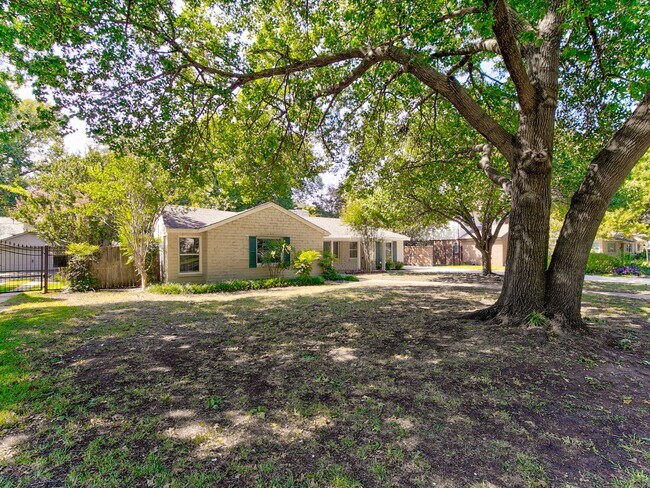 3727 W Biddison St Fort Worth, TX 76109 photo 5