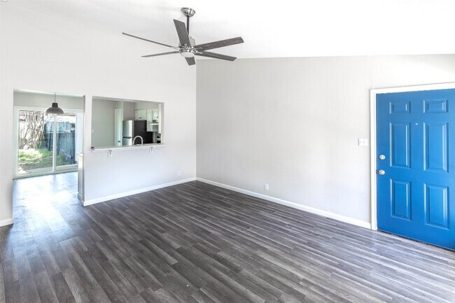 10309 Burmaster Ln Austin, TX 78750 photo 2