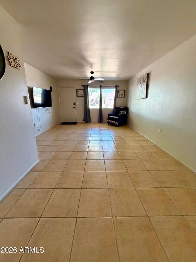 12624 N 105th Ave Sun City, AZ 85351 photo 5