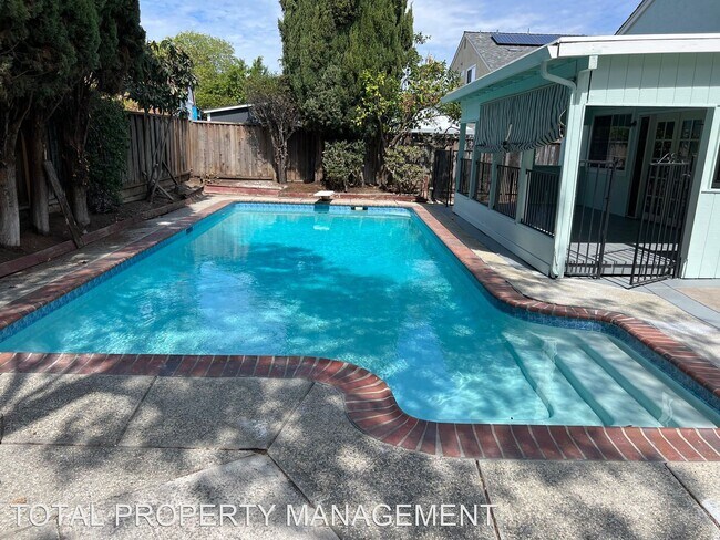 3137 JENKINS AVE. photo 2