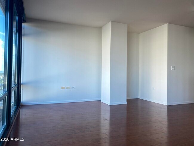 4808 N 24th St Phoenix, AZ 85016 photo 4