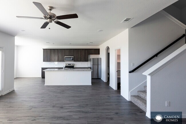 235 Village Dr Red Oak, TX 75154 photo 2