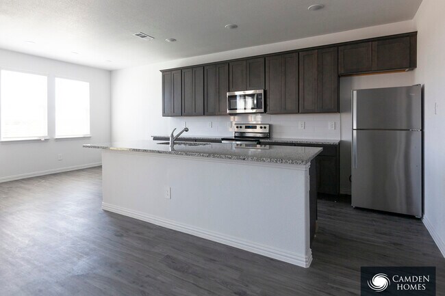 235 Village Dr Red Oak, TX 75154 photo 4