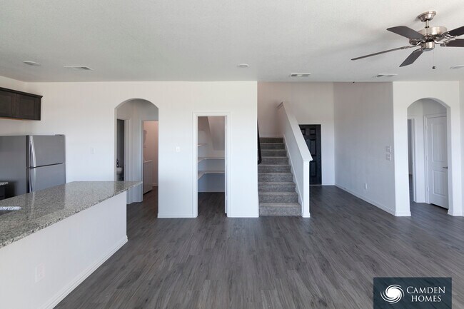 235 Village Dr Red Oak, TX 75154 photo 3