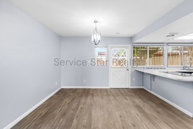 4705 W Northern Ave photo 5