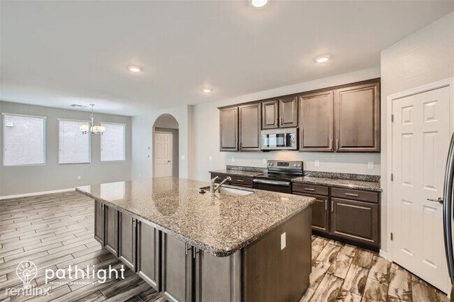 12042 West Fillmore Street, Avondale, AZ 85323 photo 4