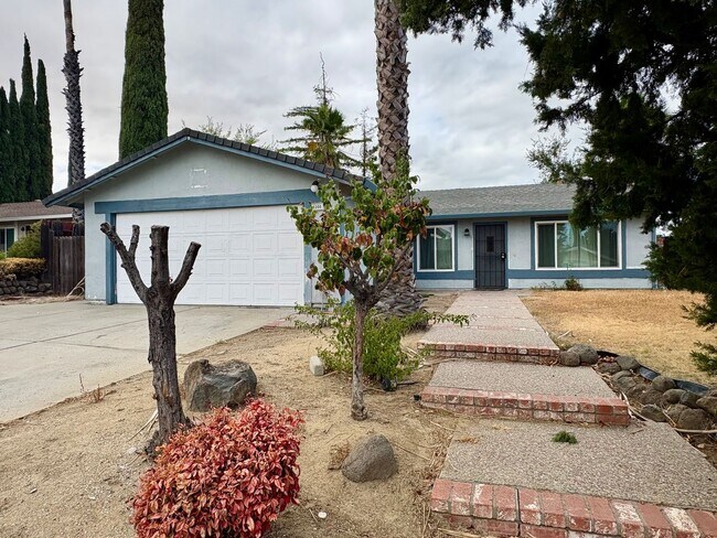 3 Bedroom 2 Bath Single story home in Antioch