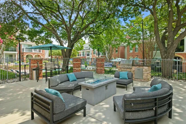 Windsor At Legacy photo 3