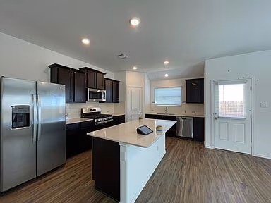 201 Arnage Dr Hutto, TX 78634 photo 2
