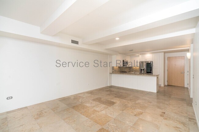 7157 E Rancho Vista Dr Scottsdale, AZ 85251 photo 3