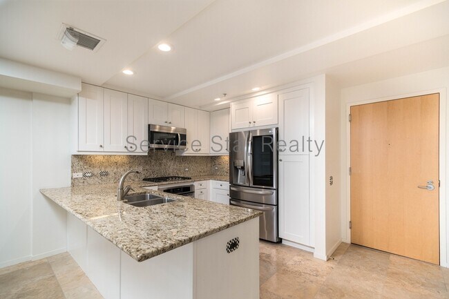 7157 E Rancho Vista Dr Scottsdale, AZ 85251 photo 4
