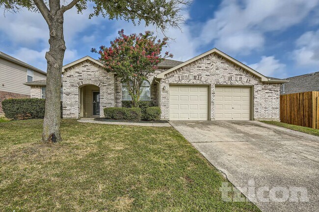 13129 Padre Avenue, Fort Worth, TX 76244 photo 2