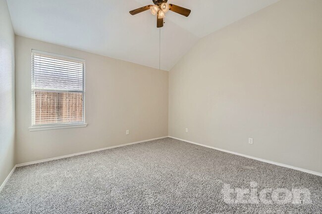 13129 Padre Avenue, Fort Worth, TX 76244 photo 5