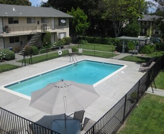 1240 Washington Avenue, Sunnyvale, CA 94086 photo 2