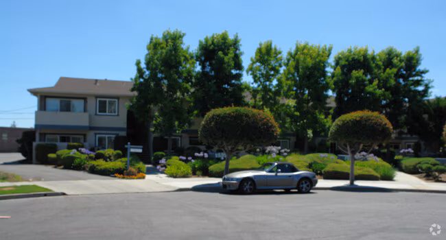 Prospect Corners photo 4