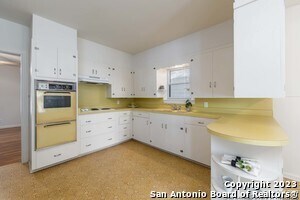 465 S Guenther Ave New Braunfels, TX 78130 photo 5